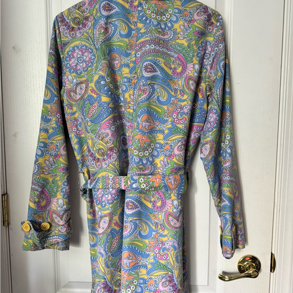 Izod Multicolor Paisley Outerwear - Picture 3 of 5
